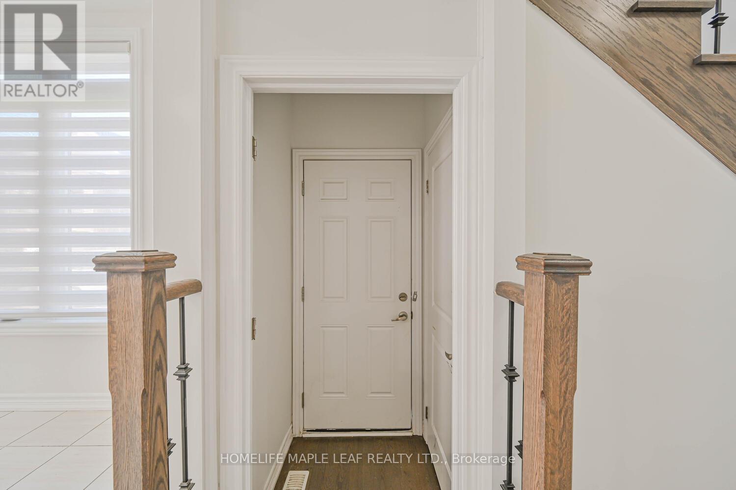 Photo 23 of 28 Gemma Place, Brampton ON