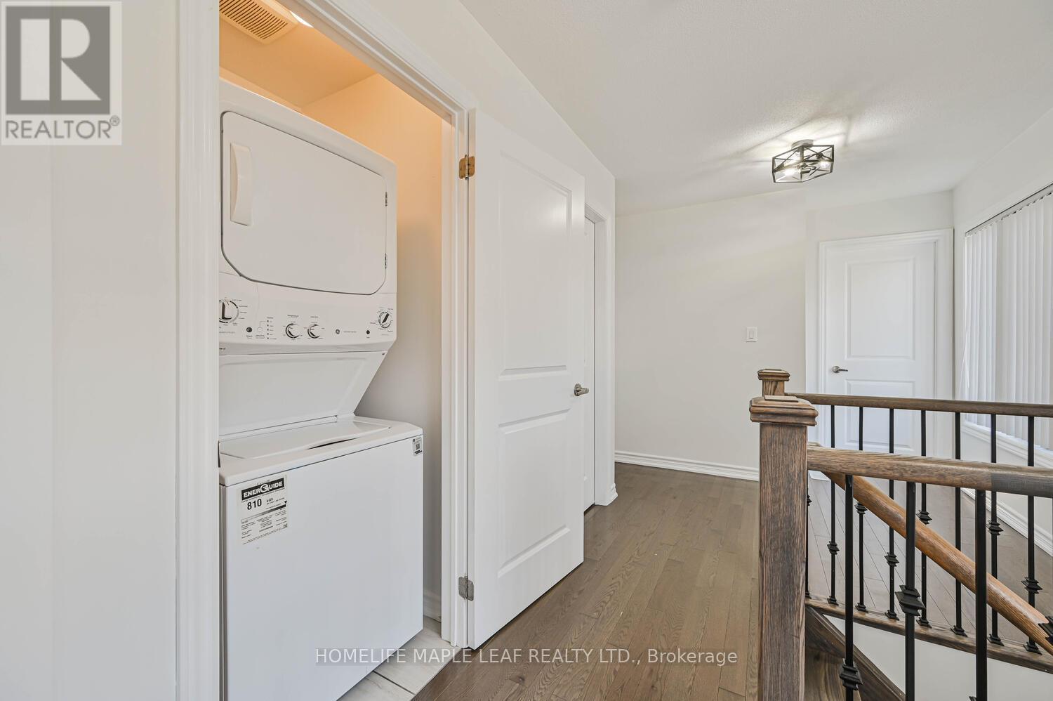 Photo 27 of 28 Gemma Place, Brampton ON