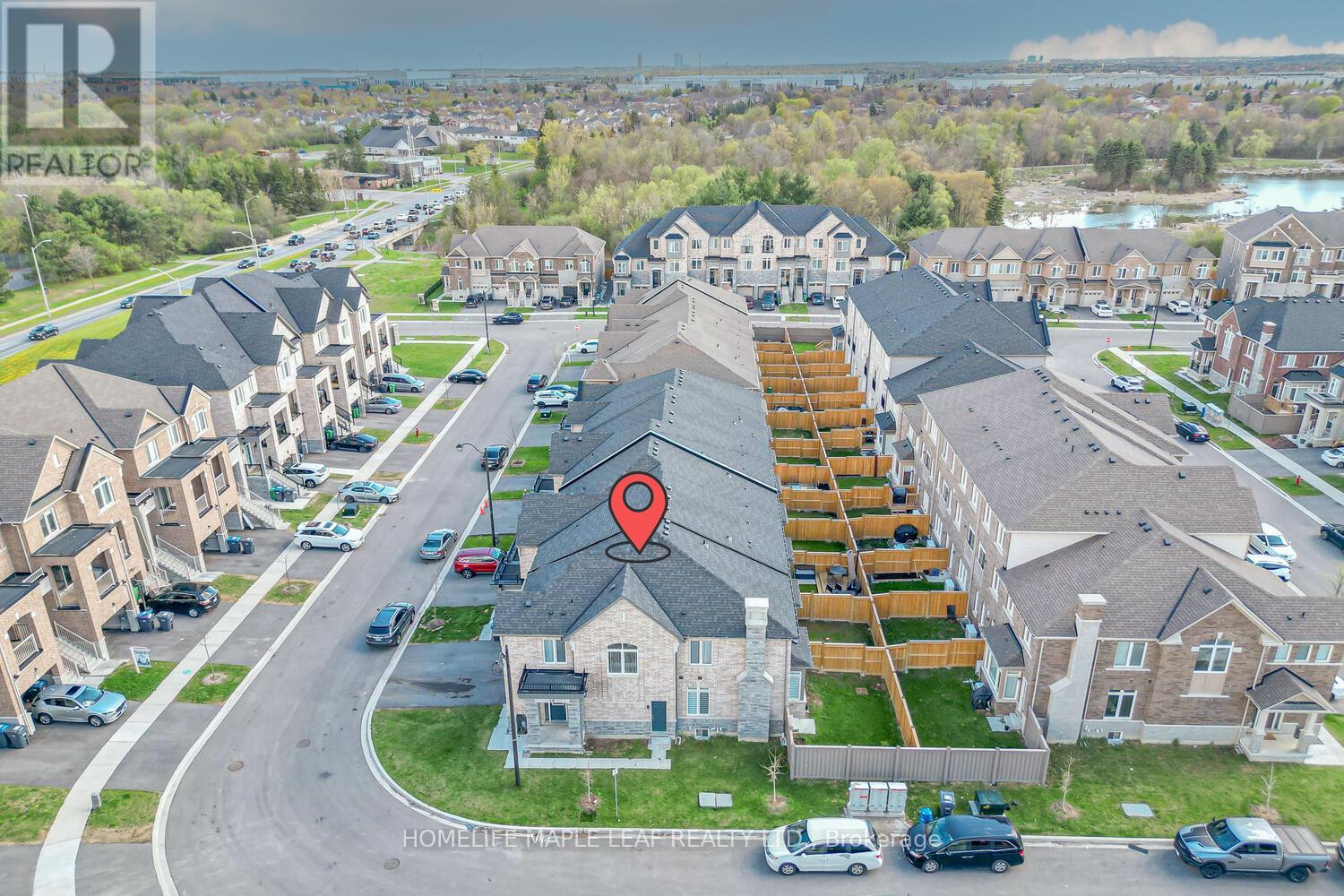 Photo 24 of 28 Gemma Place, Brampton ON