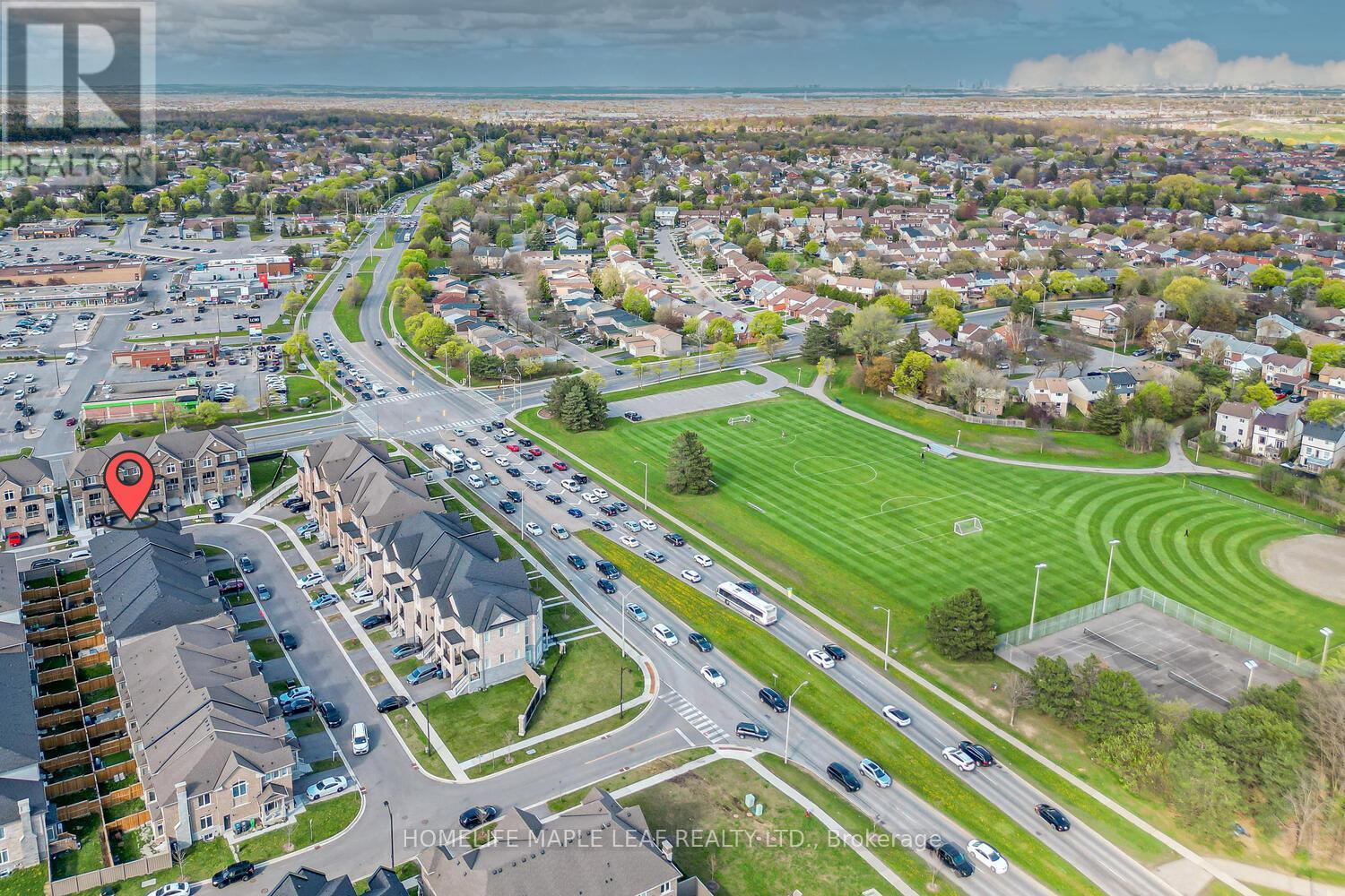 Photo 14 of 28 Gemma Place, Brampton ON
