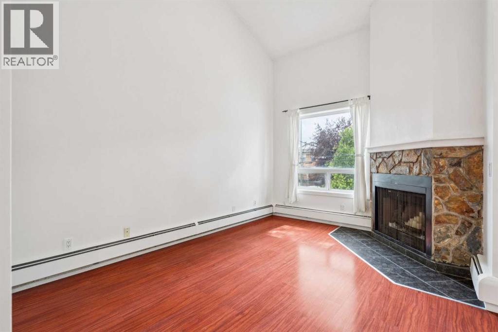Single Family House for Sale in    Avenue SW Altadore Calgary 