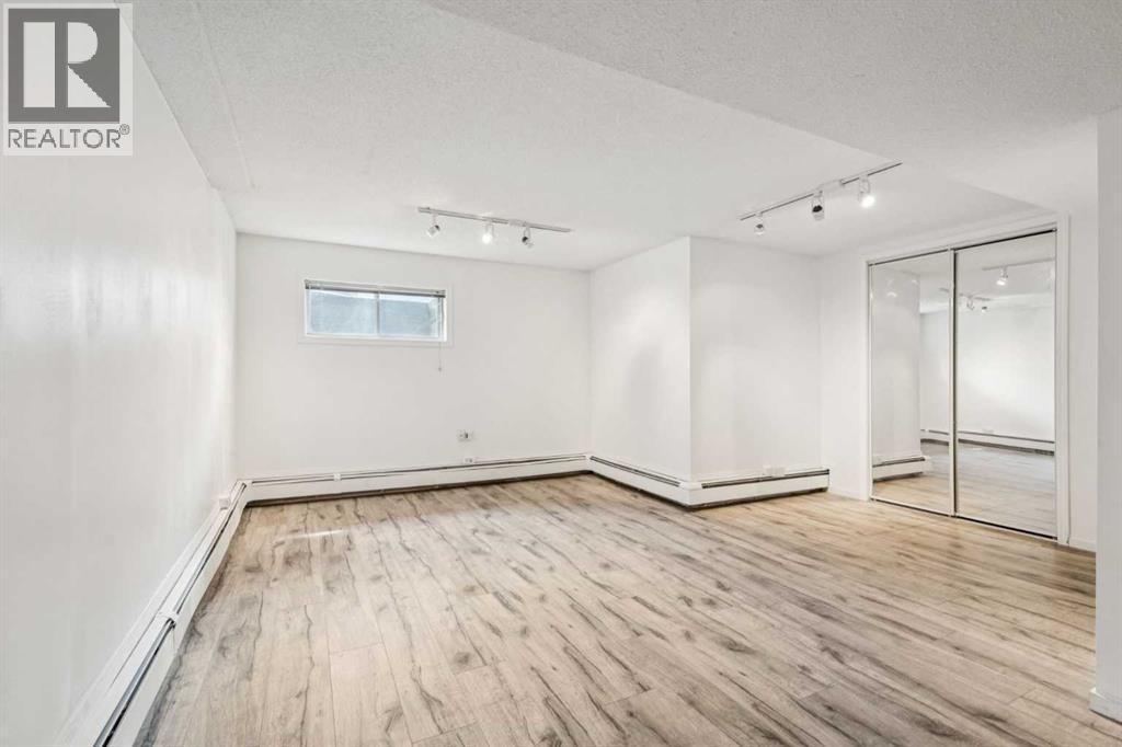 Single Family House for Sale in    Avenue SW Altadore Calgary 