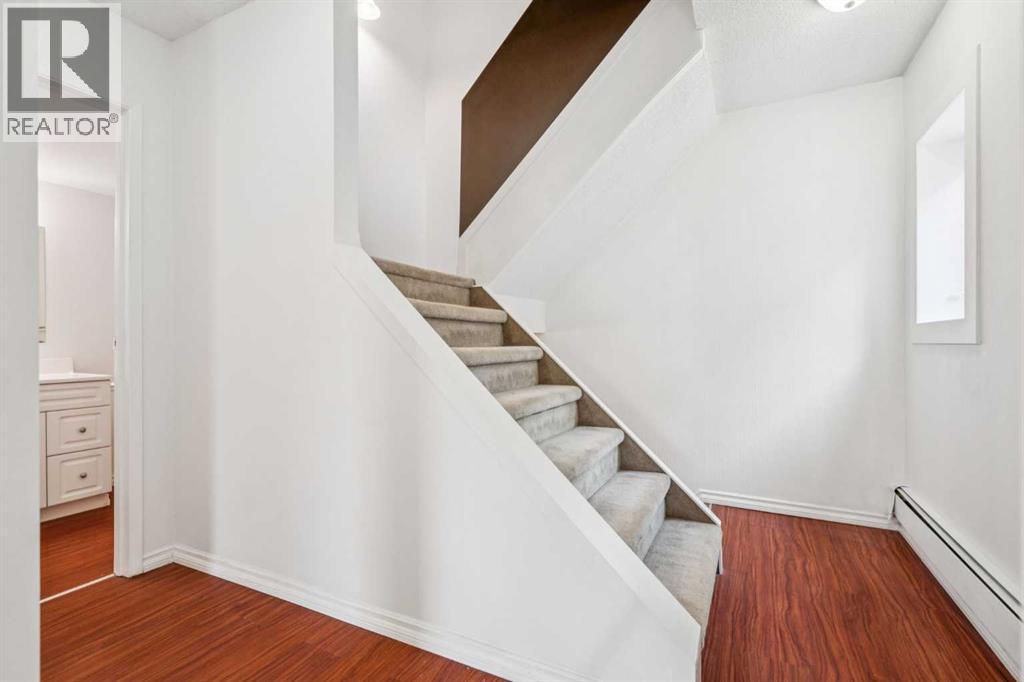 Single Family House for Sale in    Avenue SW Altadore Calgary 