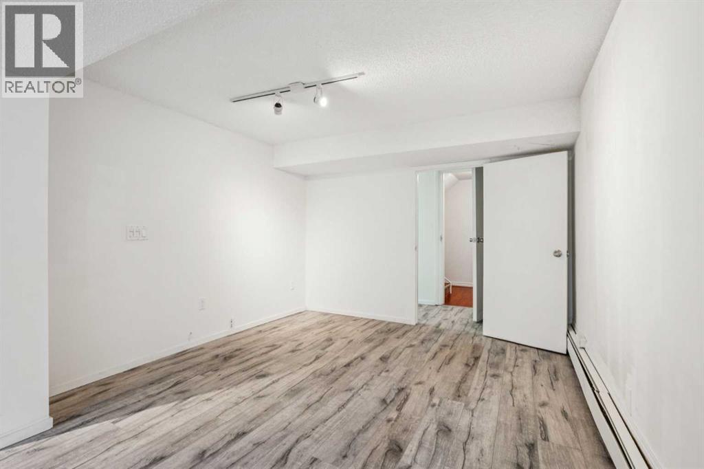 Single Family House for Sale in    Avenue SW Altadore Calgary 