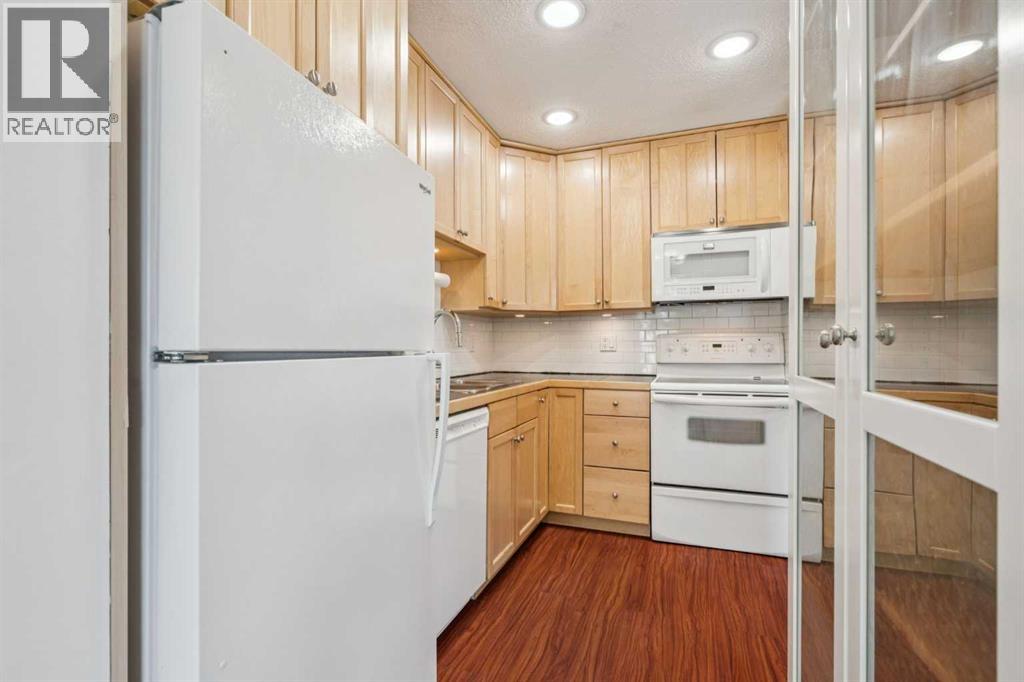 Single Family House for Sale in    Avenue SW Altadore Calgary 