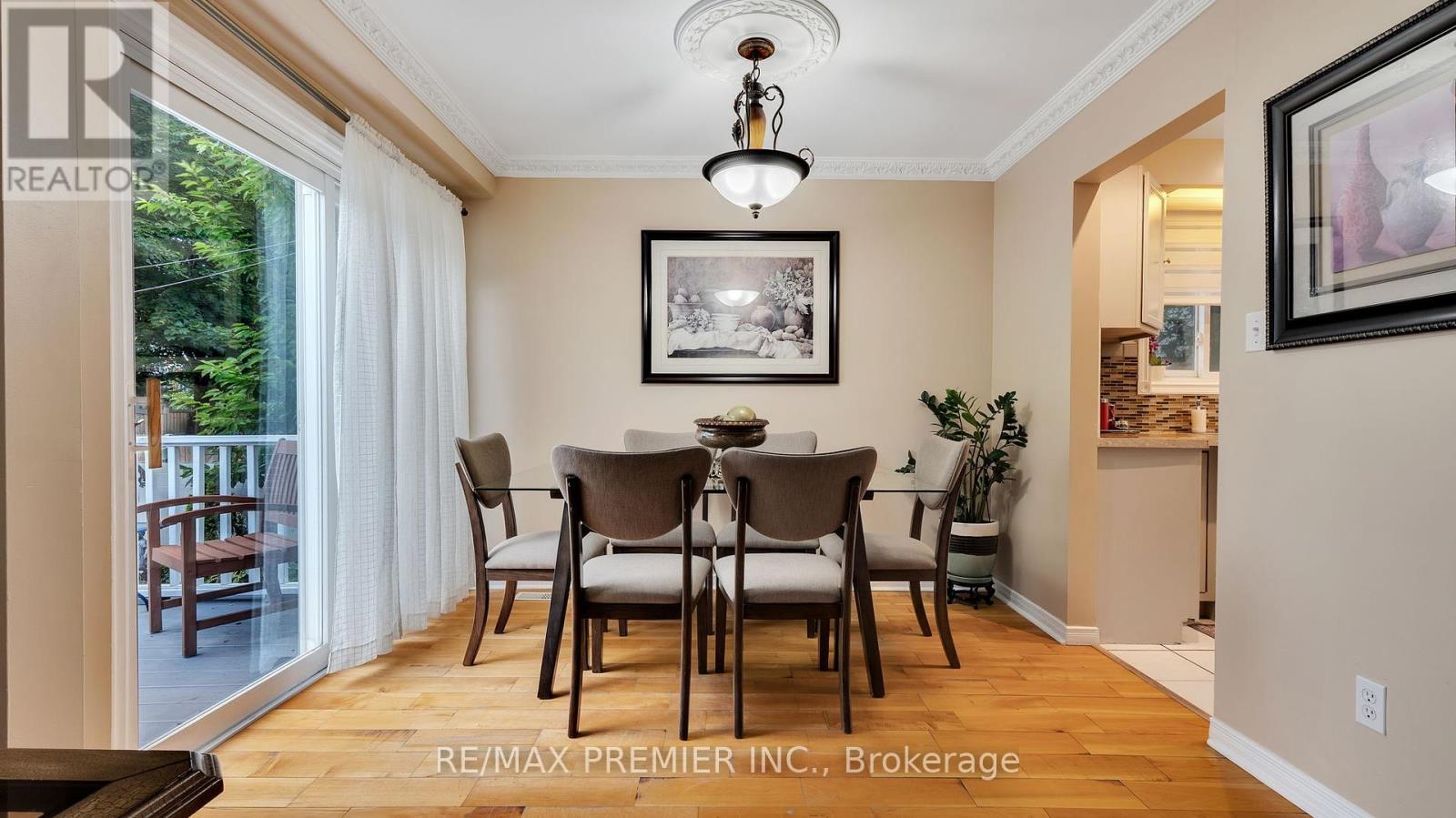 Photo 29 of 55 Loscombe Drive, Clarington ON