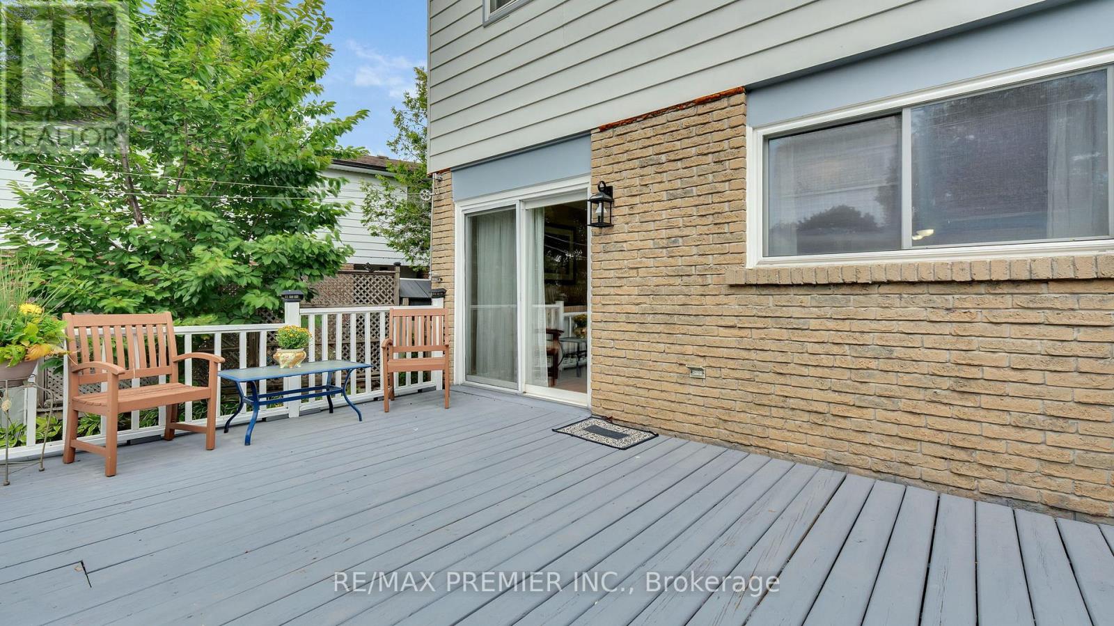 Photo 25 of 55 Loscombe Drive, Clarington ON