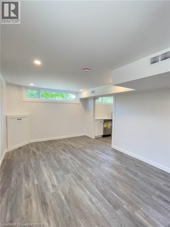 Photo 6 of 15 Champlain Avenue Unit Lower, Hamilton ON