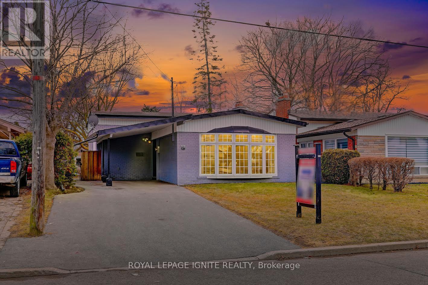 Photo 1 of 47 Deerfield Road, Toronto ON