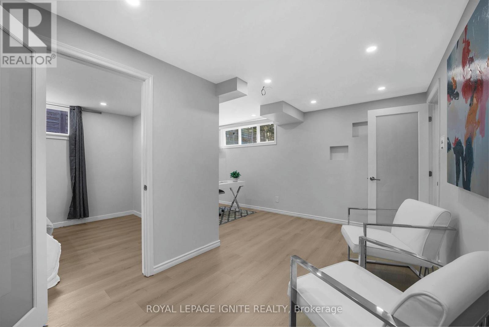 Photo 30 of 47 Deerfield Road, Toronto ON