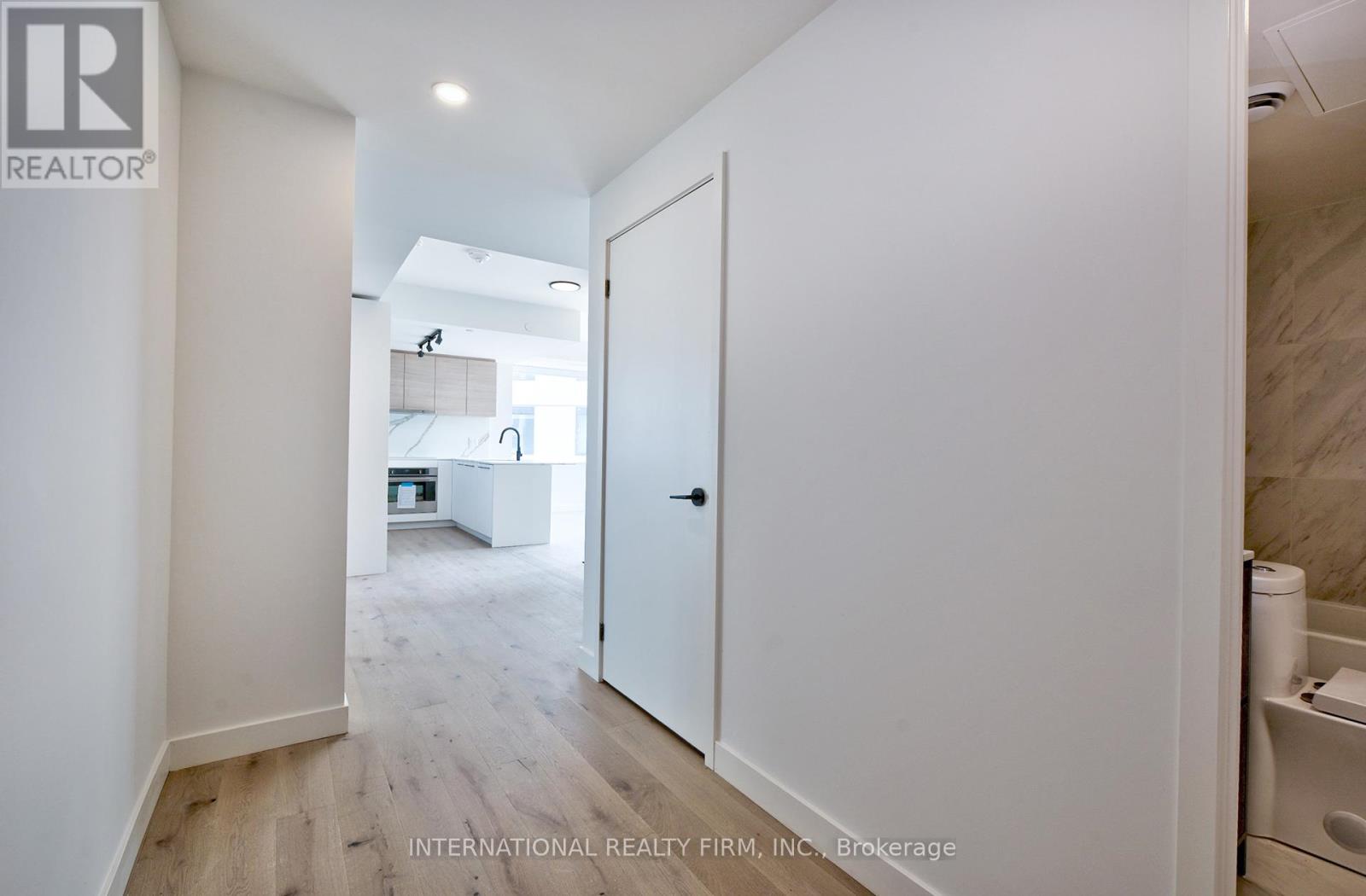 Photo 3 of 505 1050 Eastern Avenue, Toronto ON