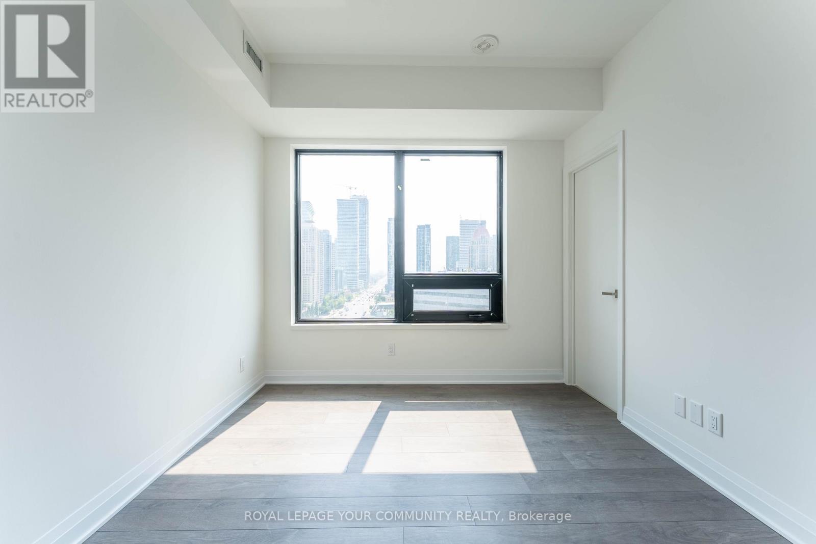 Photo 12 of 1507 4015 The Exchange, Mississauga ON