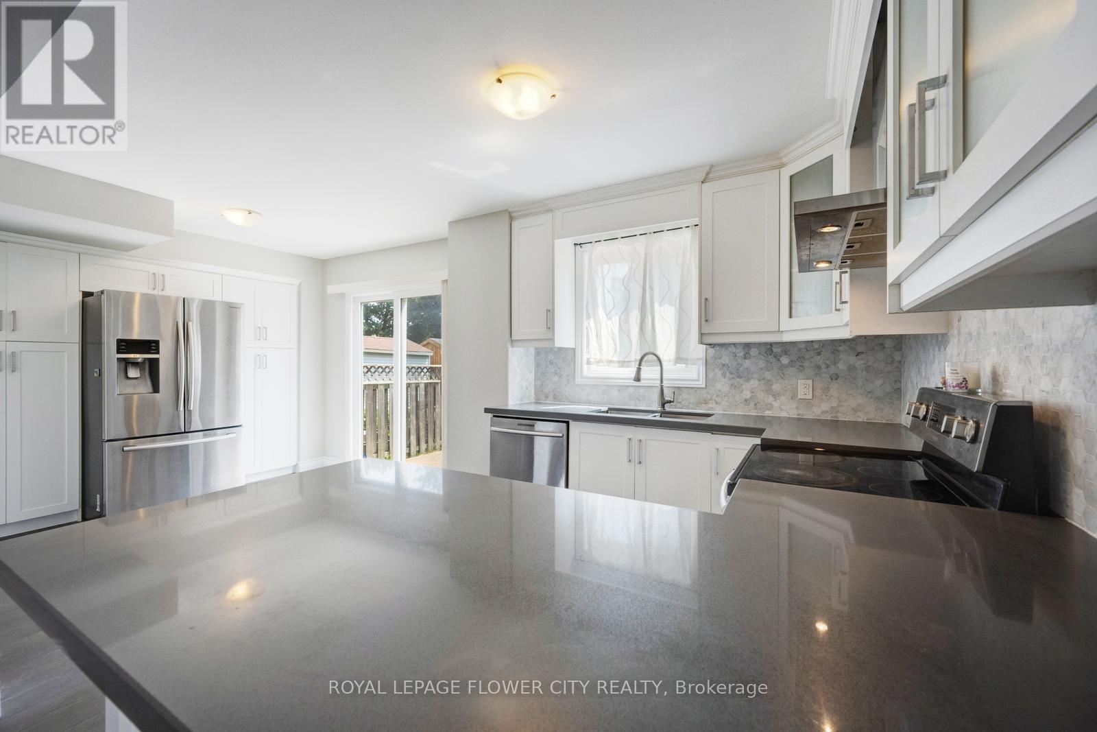 Photo 49 of 16 Ecclestone Drive, Brampton ON
