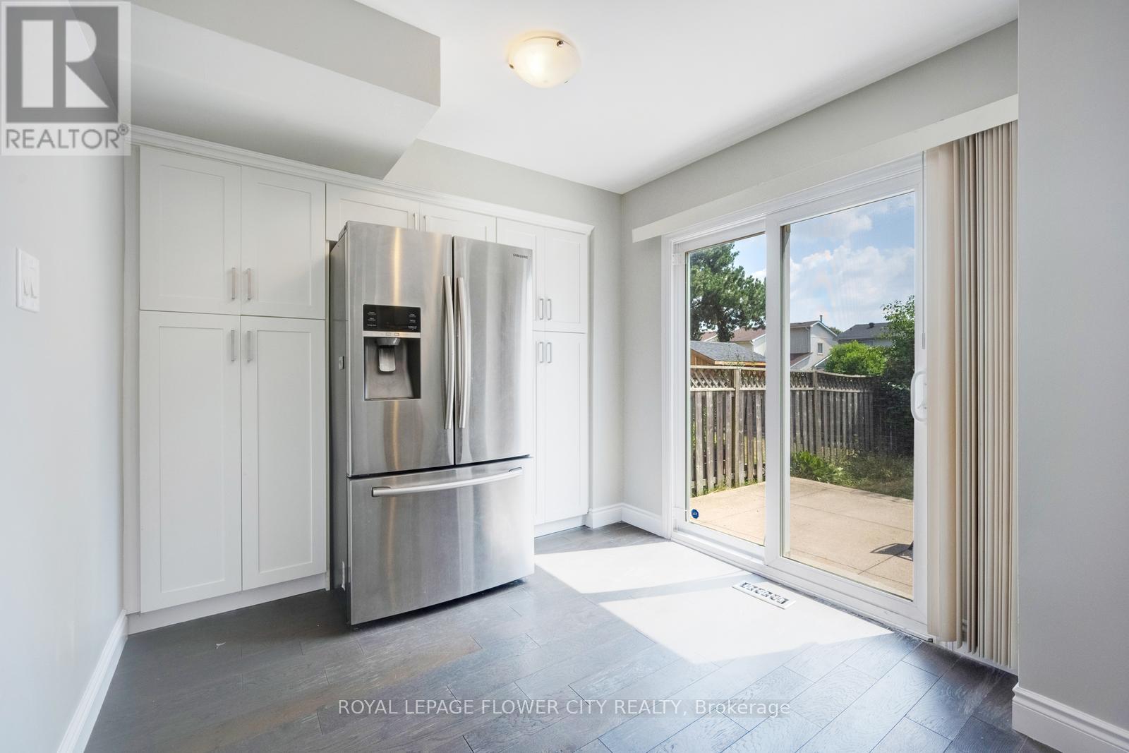 Photo 40 of 16 Ecclestone Drive, Brampton ON