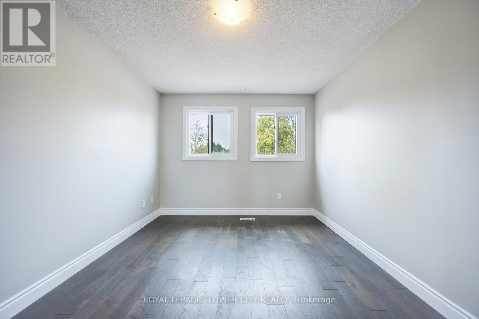 Photo 29 of 16 Ecclestone Drive, Brampton ON