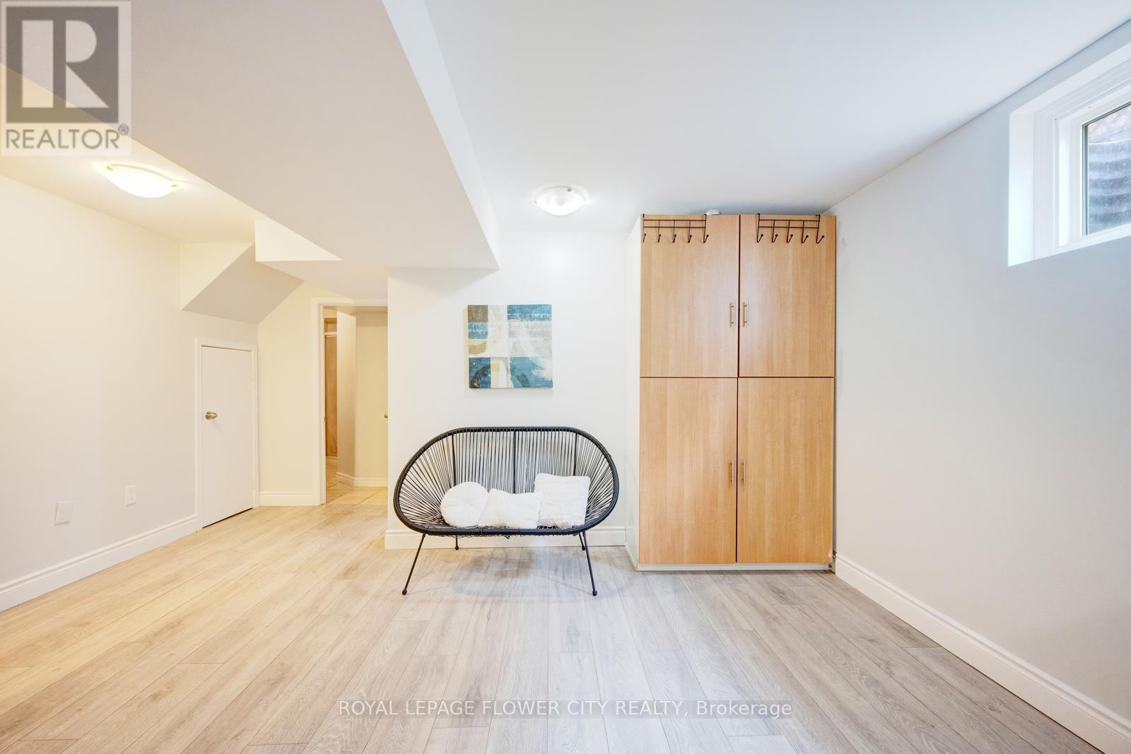 Photo 43 of 16 Ecclestone Drive, Brampton ON