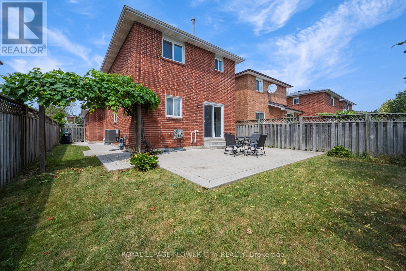 Photo 41 of 16 Ecclestone Drive, Brampton ON