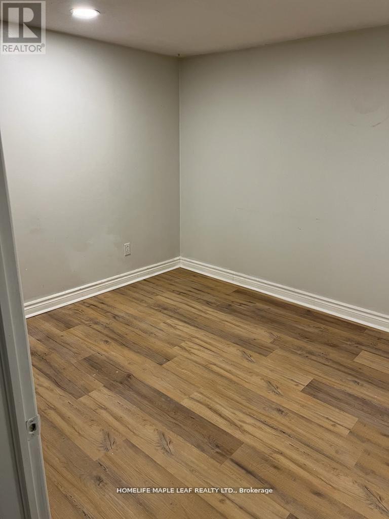 Photo 5 of Basement 28 Ladore Drive, Brampton ON