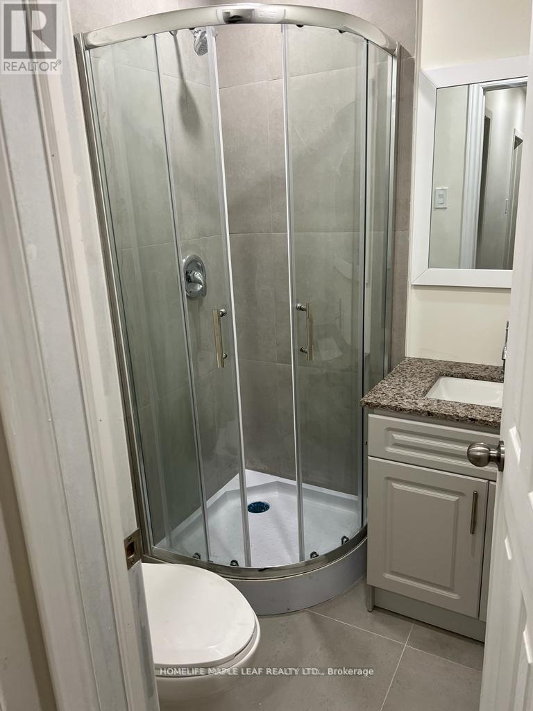 Photo 10 of Upper 28 Ladore Drive, Brampton ON