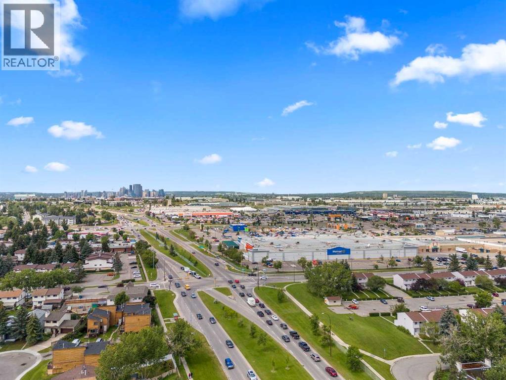 Single Family House for Sale in   Fonda Way SE Forest Heights Calgary 