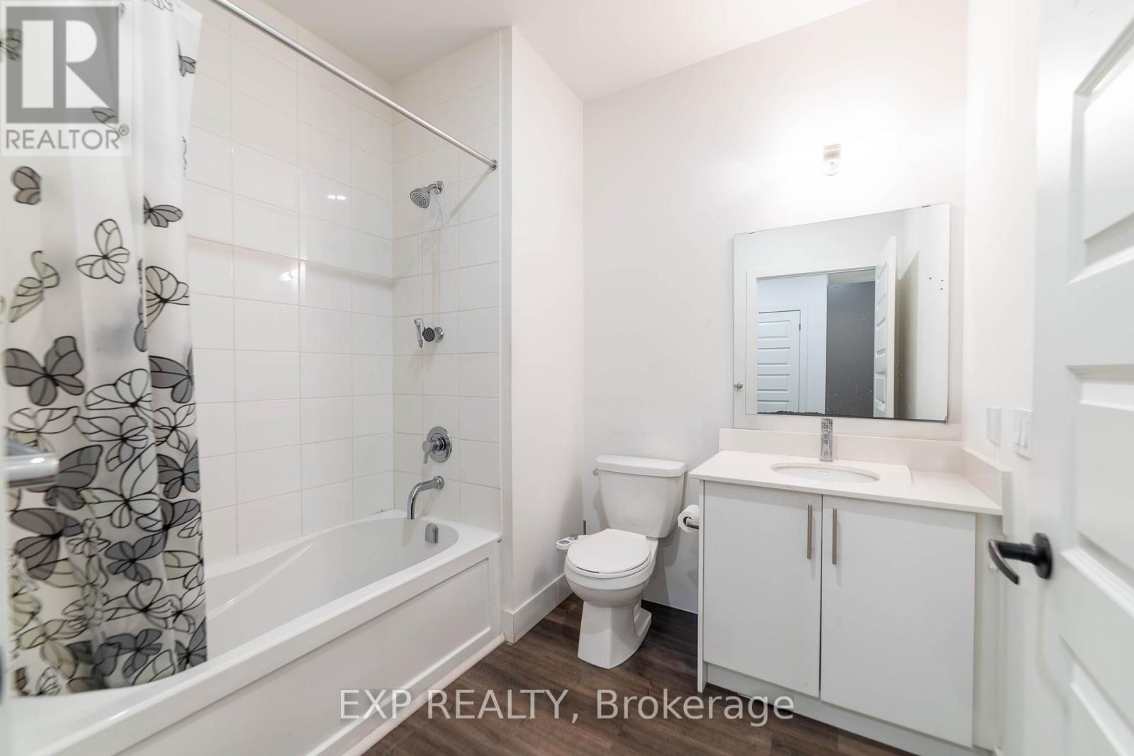 Photo 12 of 102 1201 Lackner Place, Kitchener ON