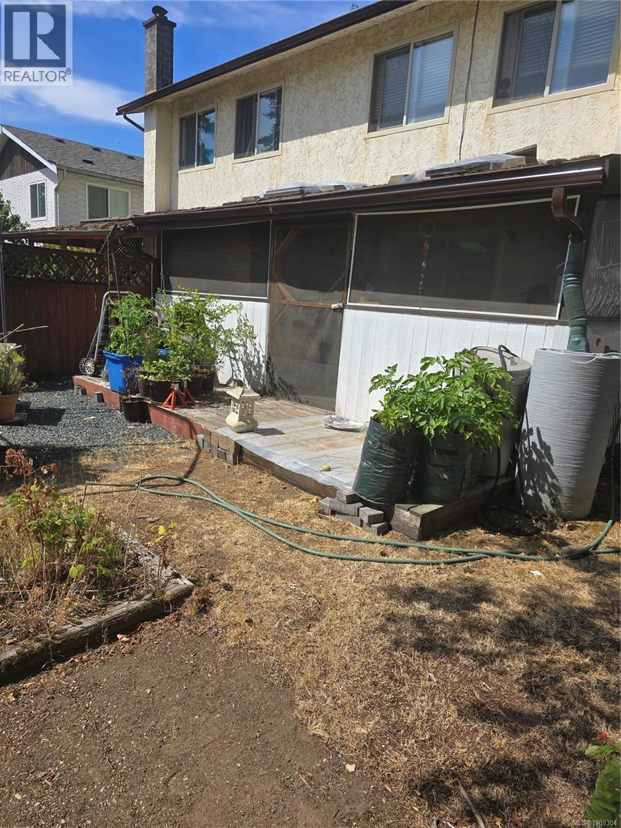  2905 LEIGH Road, Langford