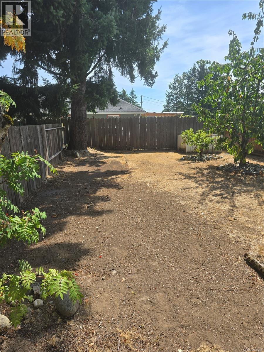  2905 LEIGH Road, Langford