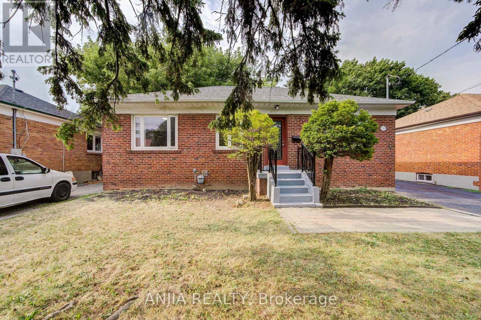 Photo 29 of 248 Codsell Avenue, Toronto ON