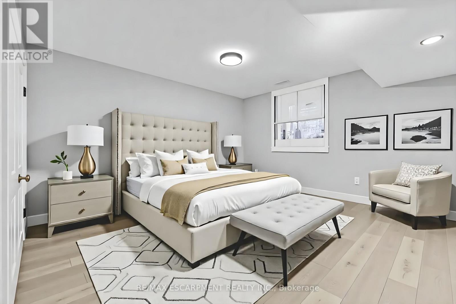Photo 27 of 87 Owen Place, Hamilton ON