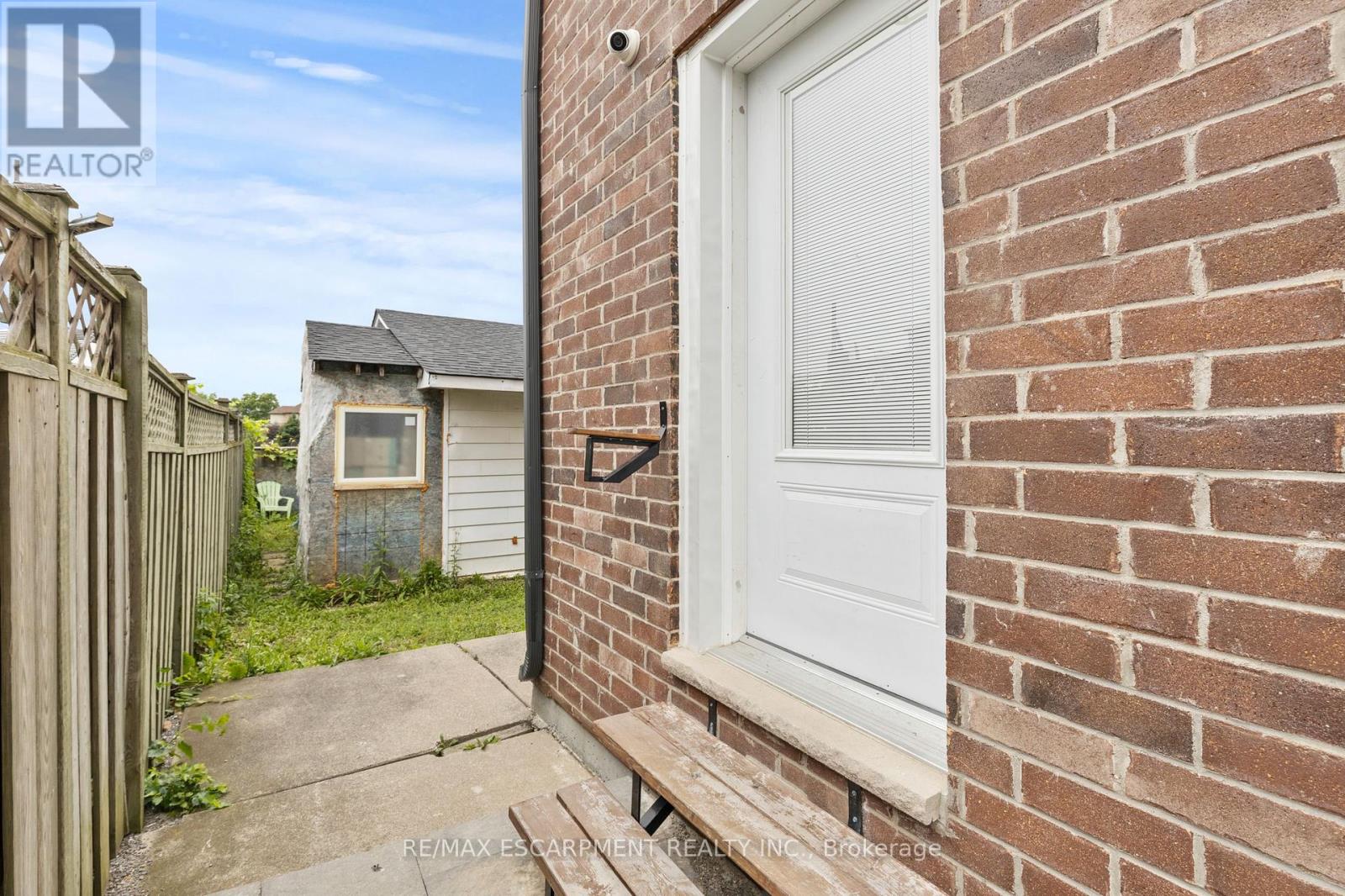 Photo 14 of 87 Owen Place, Hamilton ON