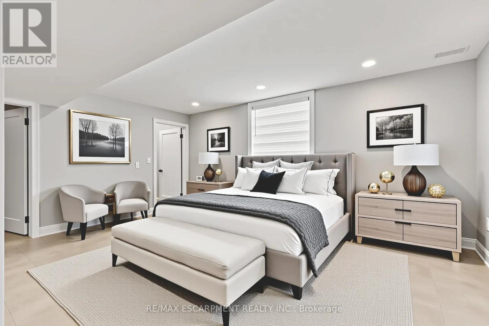 Photo 25 of 87 Owen Place, Hamilton ON