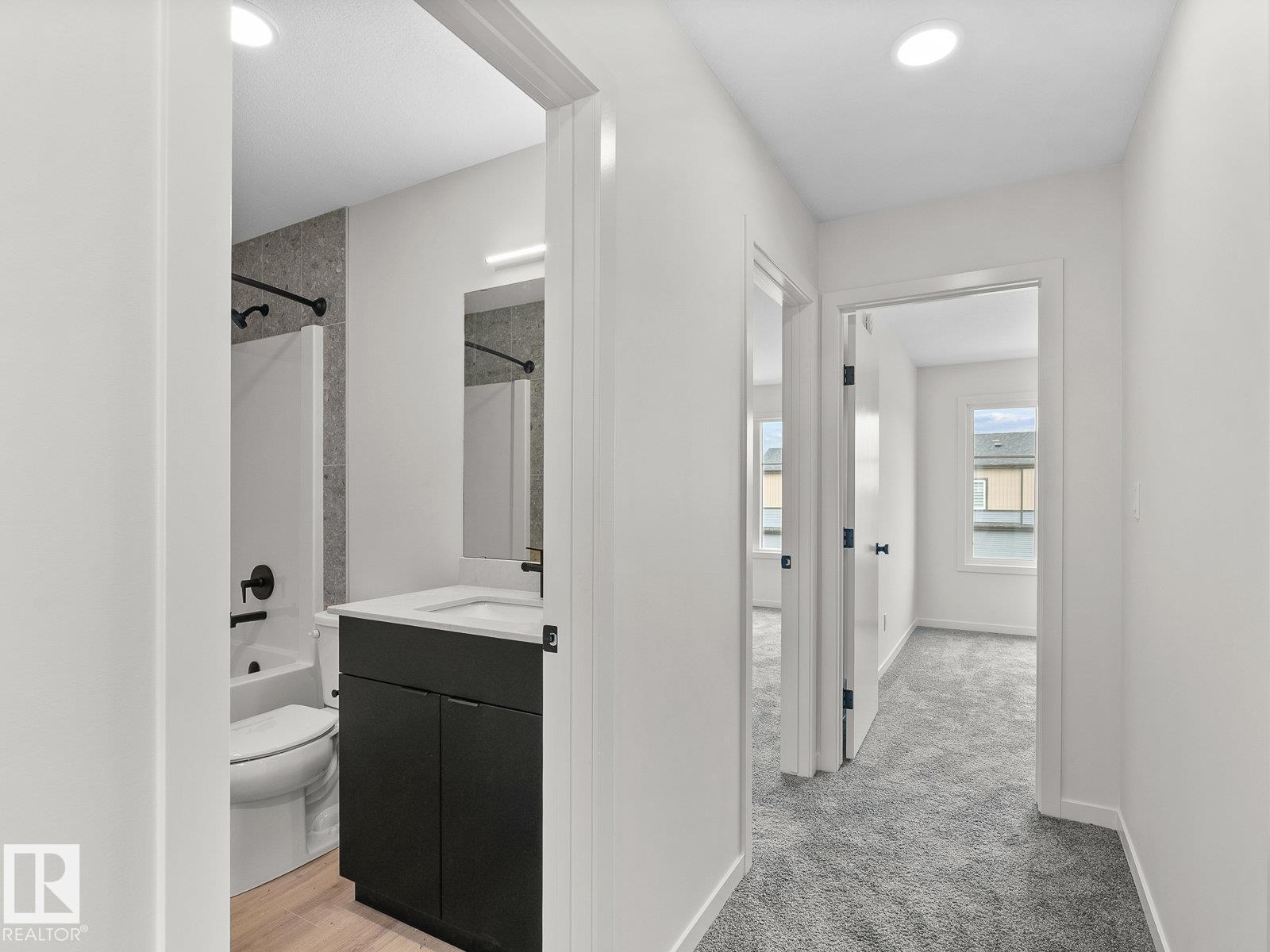 Photo 22 of 8219 227 St Nw, Edmonton AB