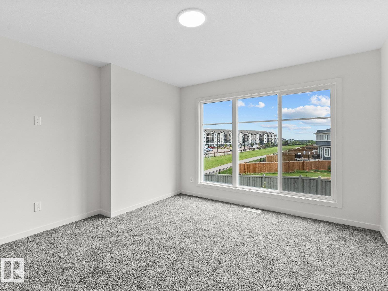 Photo 23 of 8219 227 St Nw, Edmonton AB