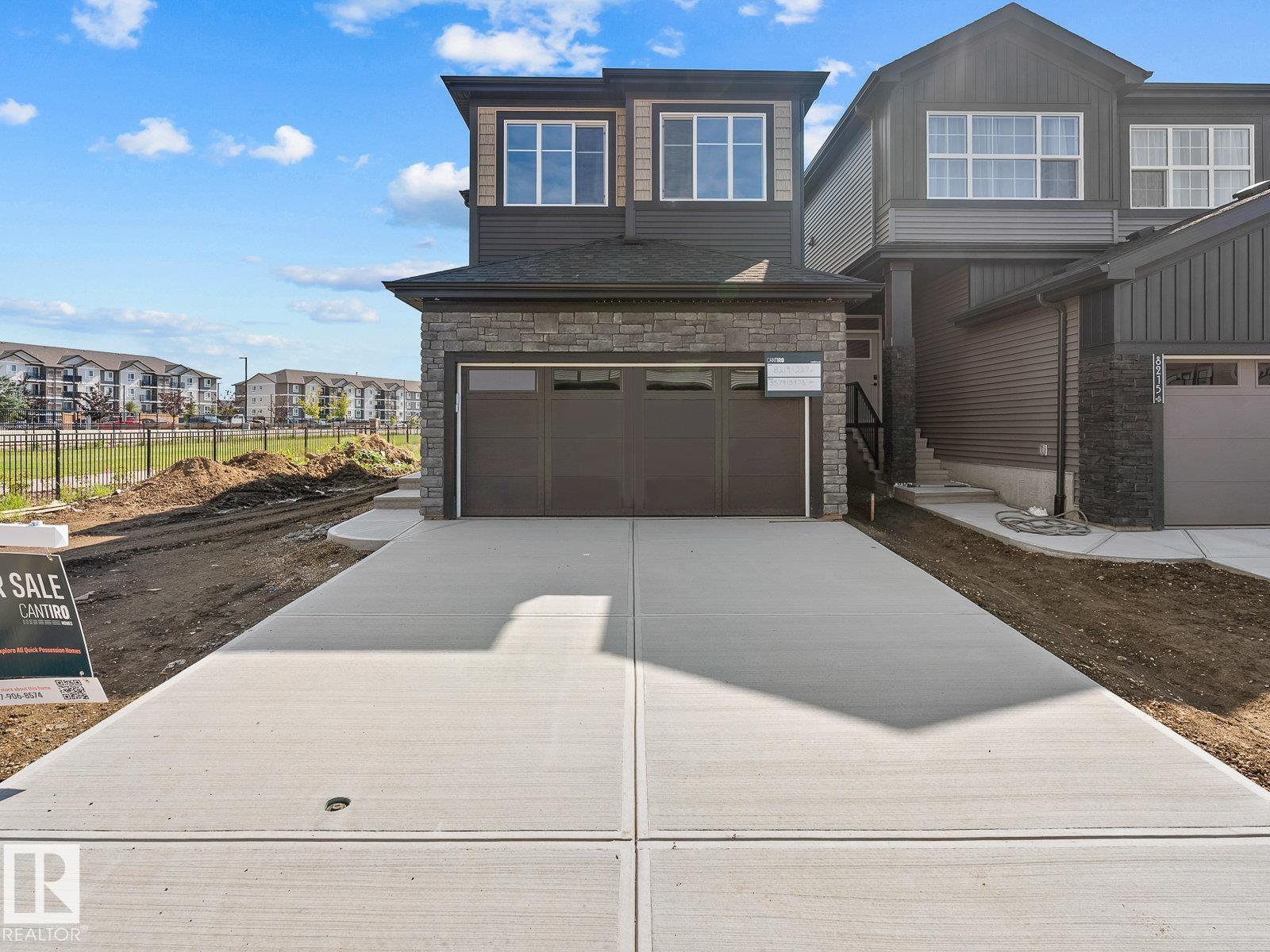 Photo 6 of 8219 227 St Nw, Edmonton AB