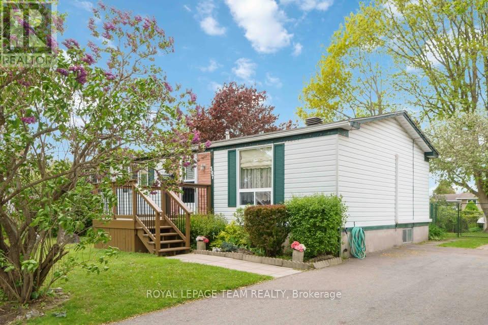 Photo 13 of 307 Dodson Street, North Grenville ON