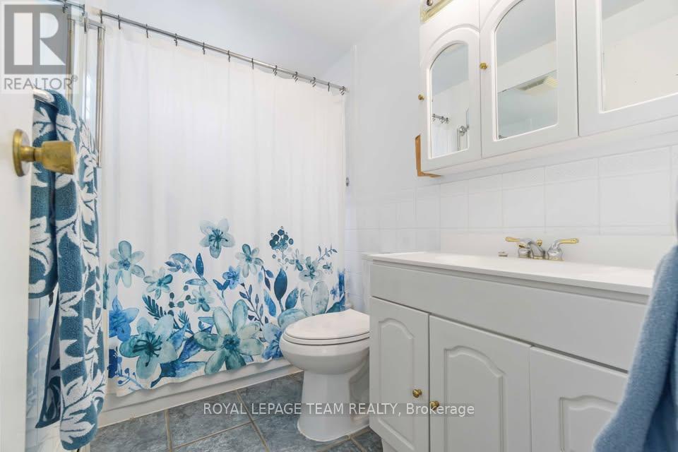 Photo 36 of 307 Dodson Street, North Grenville ON