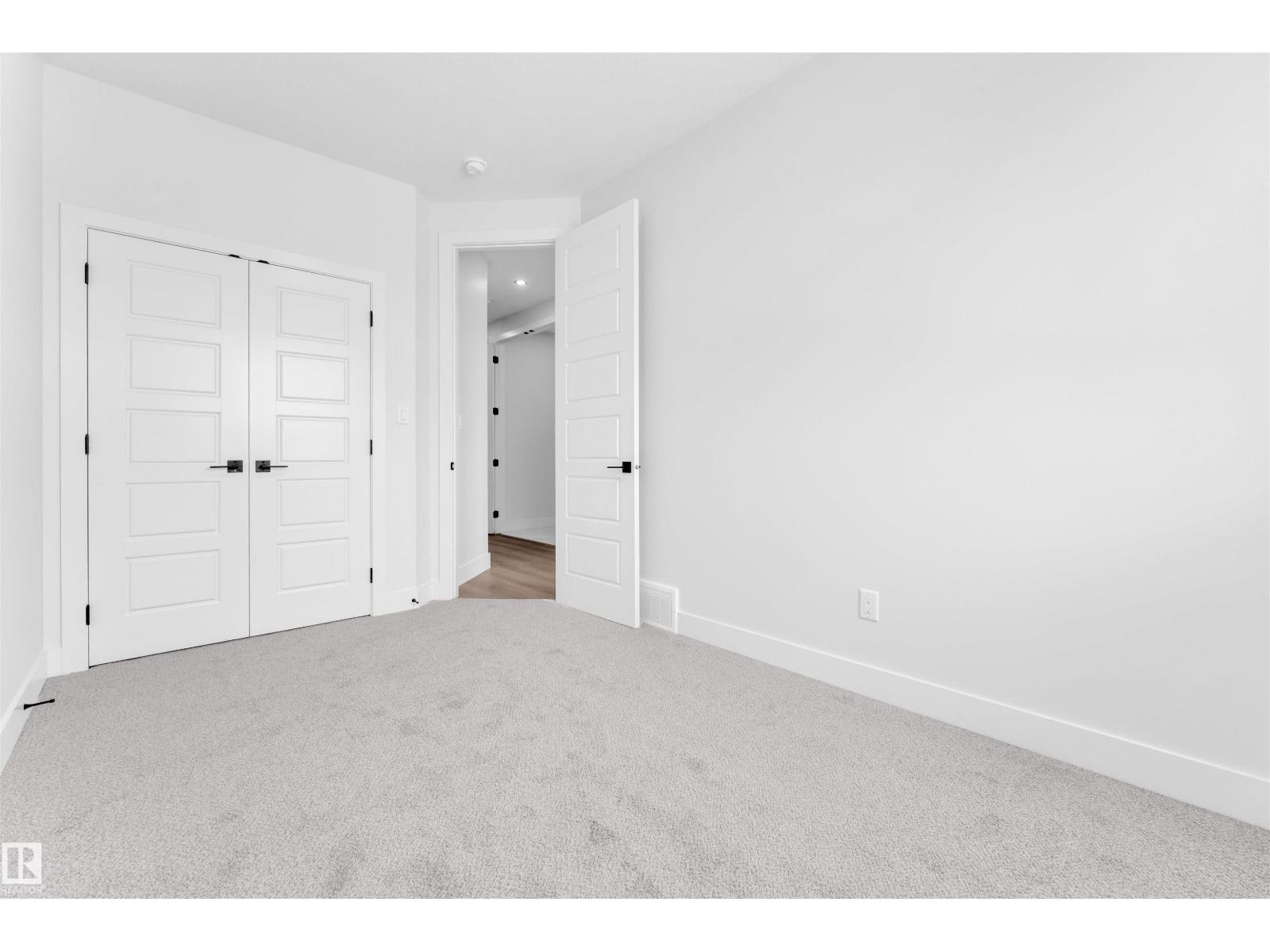 Photo 41 of 22811 80 Av Nw, Edmonton AB