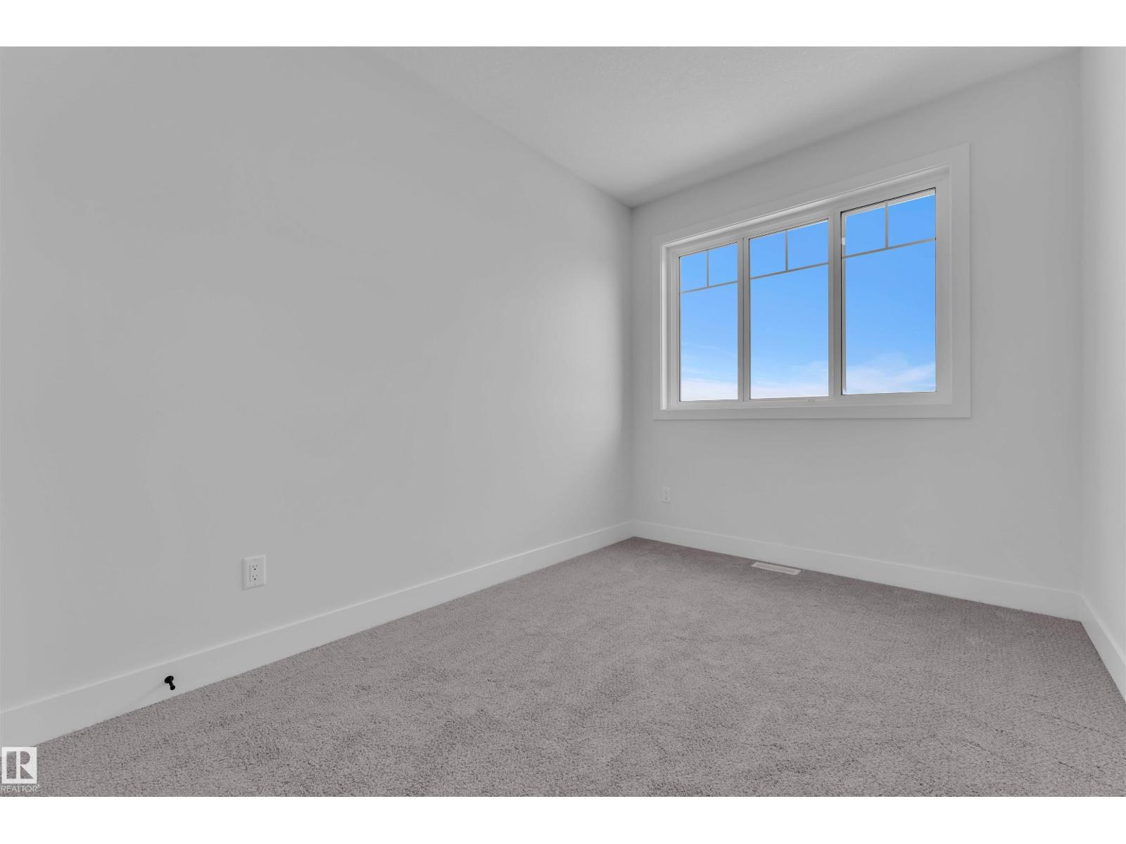 Photo 42 of 22811 80 Av Nw, Edmonton AB