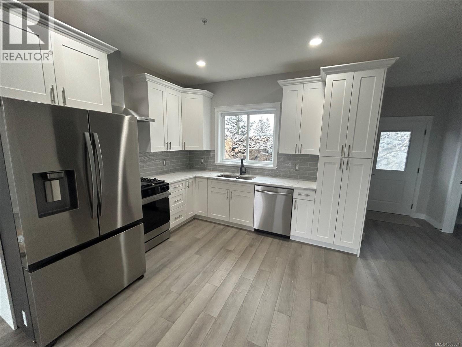 Photo 12 of 7059 Brailsford Pl, Sooke BC