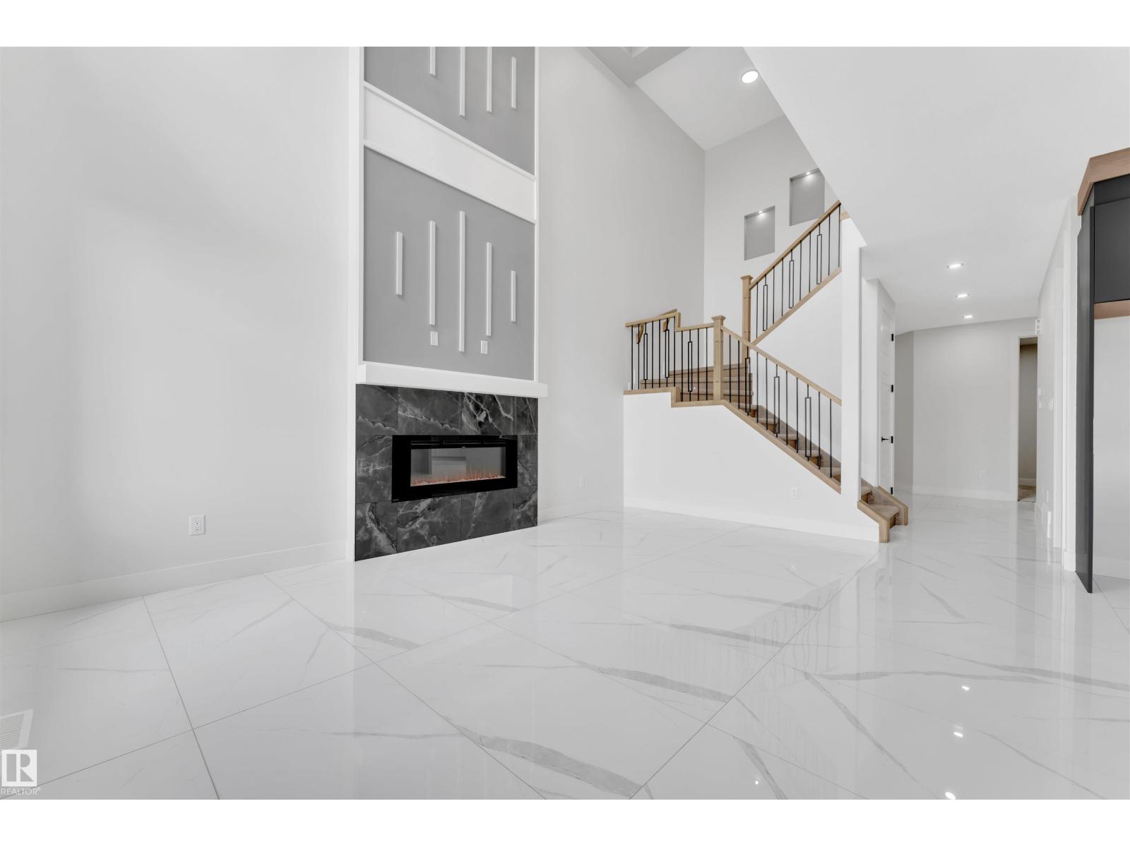 Photo 21 of 22811 80 Av Nw, Edmonton AB