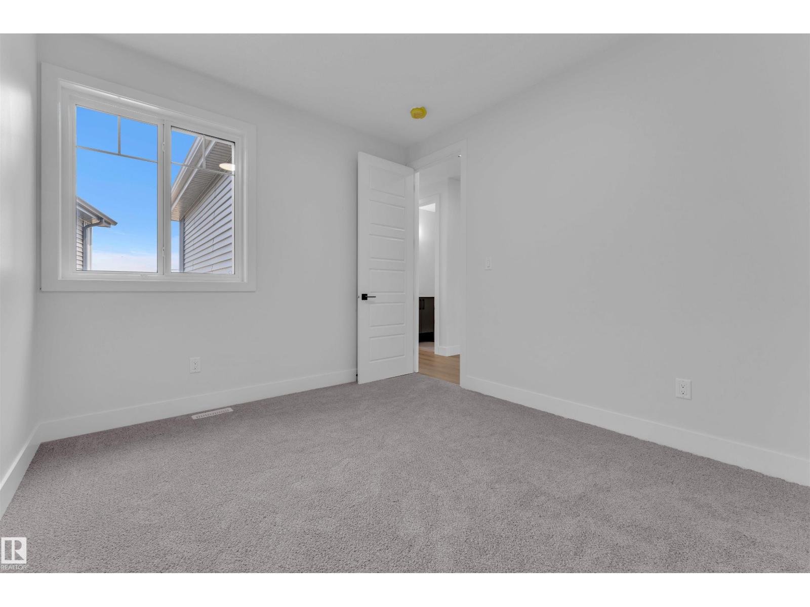Photo 36 of 22811 80 Av Nw, Edmonton AB
