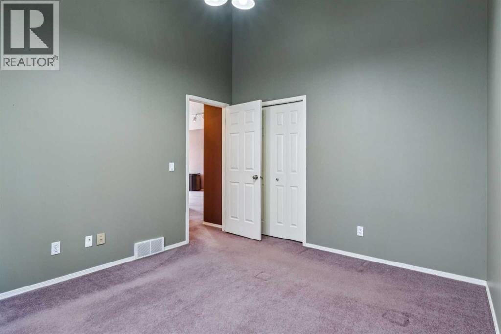 Single Family House Bi-level for Sale in  Harvest Hills Drive NE Harvest Hills Calgary 