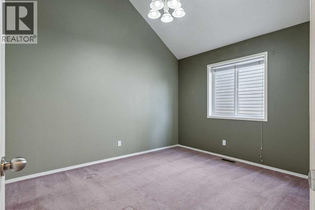 Single Family House Bi-level for Sale in  Harvest Hills Drive NE Harvest Hills Calgary 
