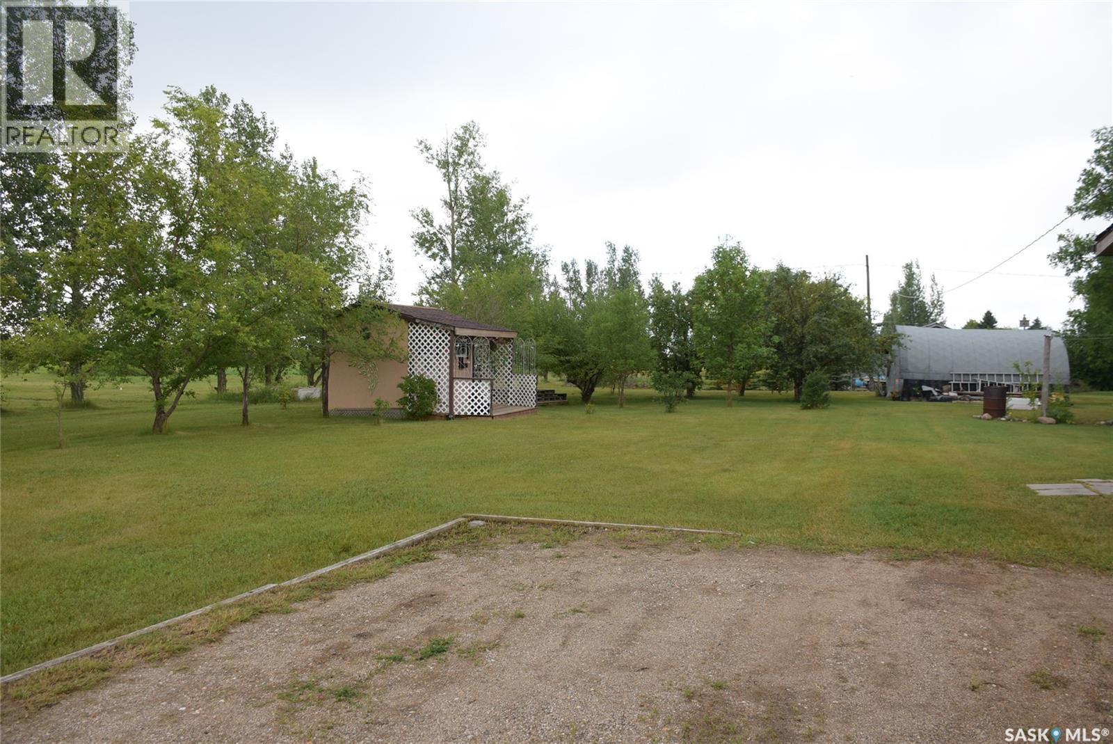 Photo 10 of 5 3rd Avenue, South Quappelle Rm No 157 SK