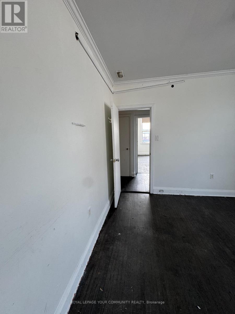 Photo 22 of 10149 Yonge Street, Richmond Hill ON