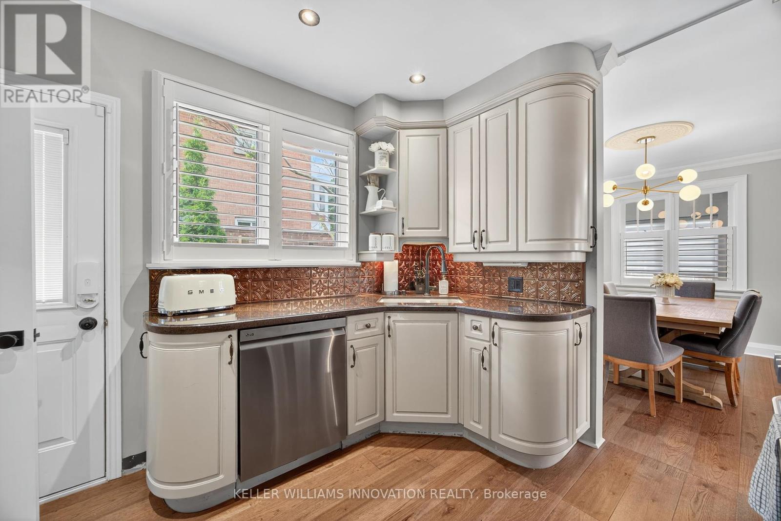 Photo 17 of 108 Owen Street, Barrie ON