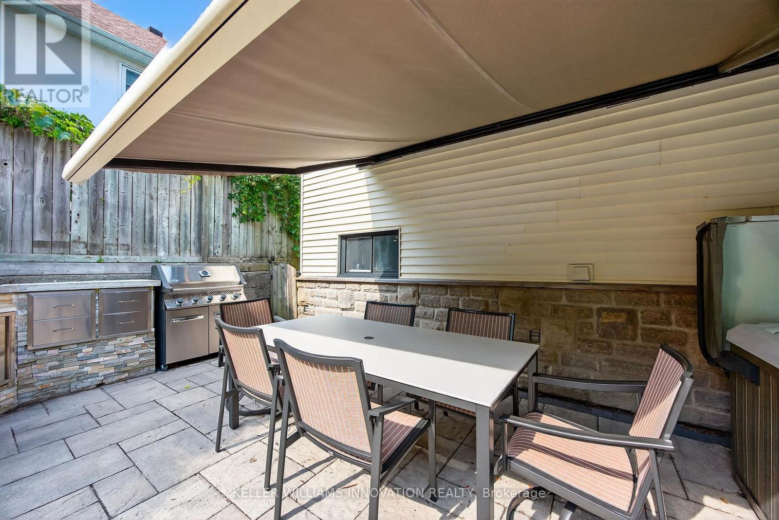 Photo 34 of 108 Owen Street, Barrie ON