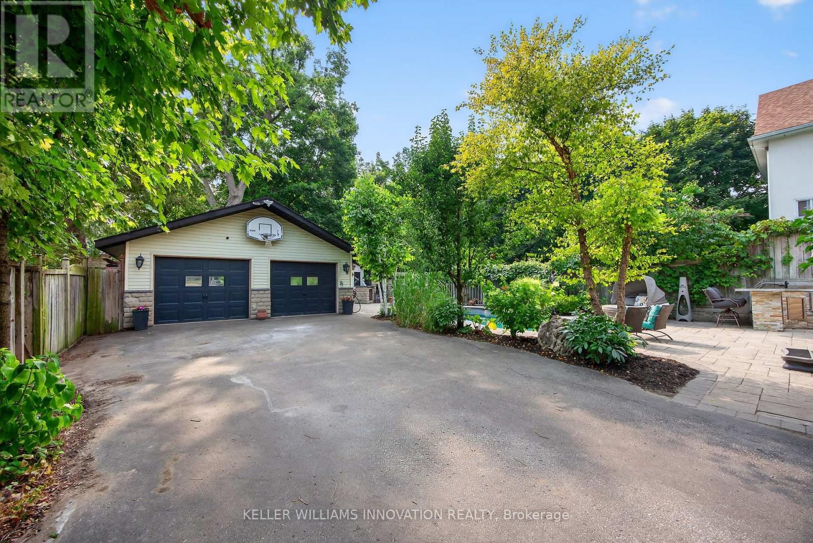 Photo 41 of 108 Owen Street, Barrie ON