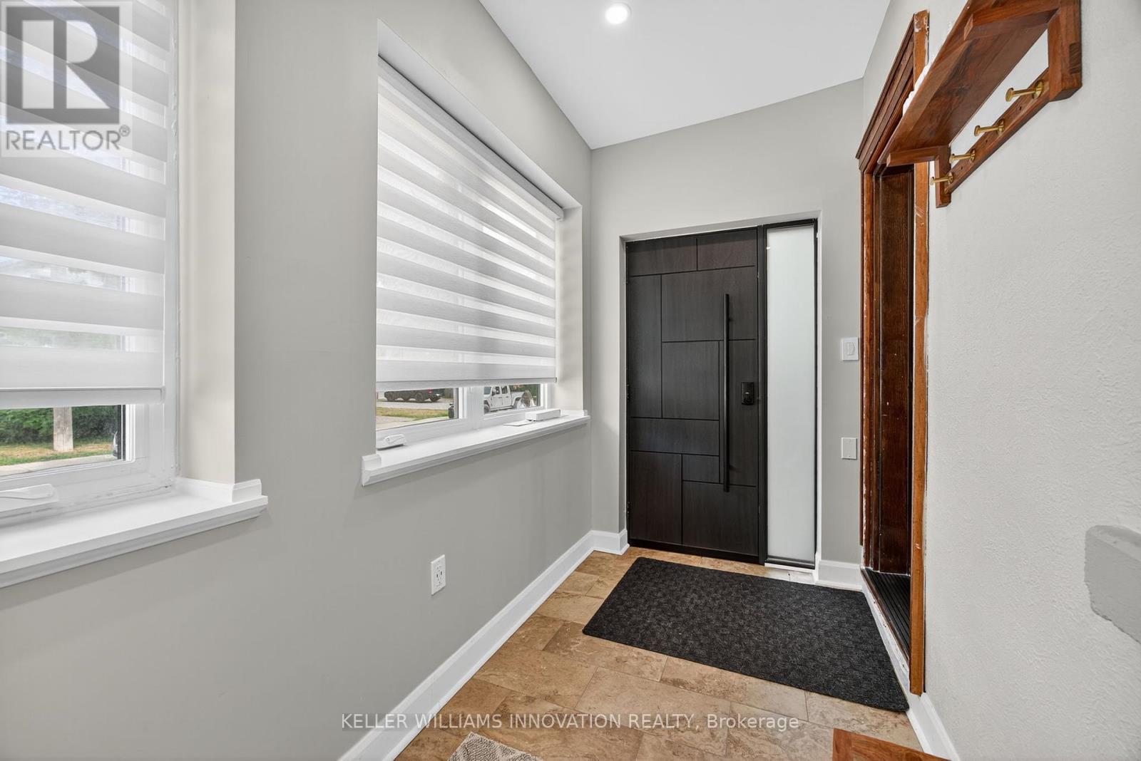 Photo 8 of 108 Owen Street, Barrie ON
