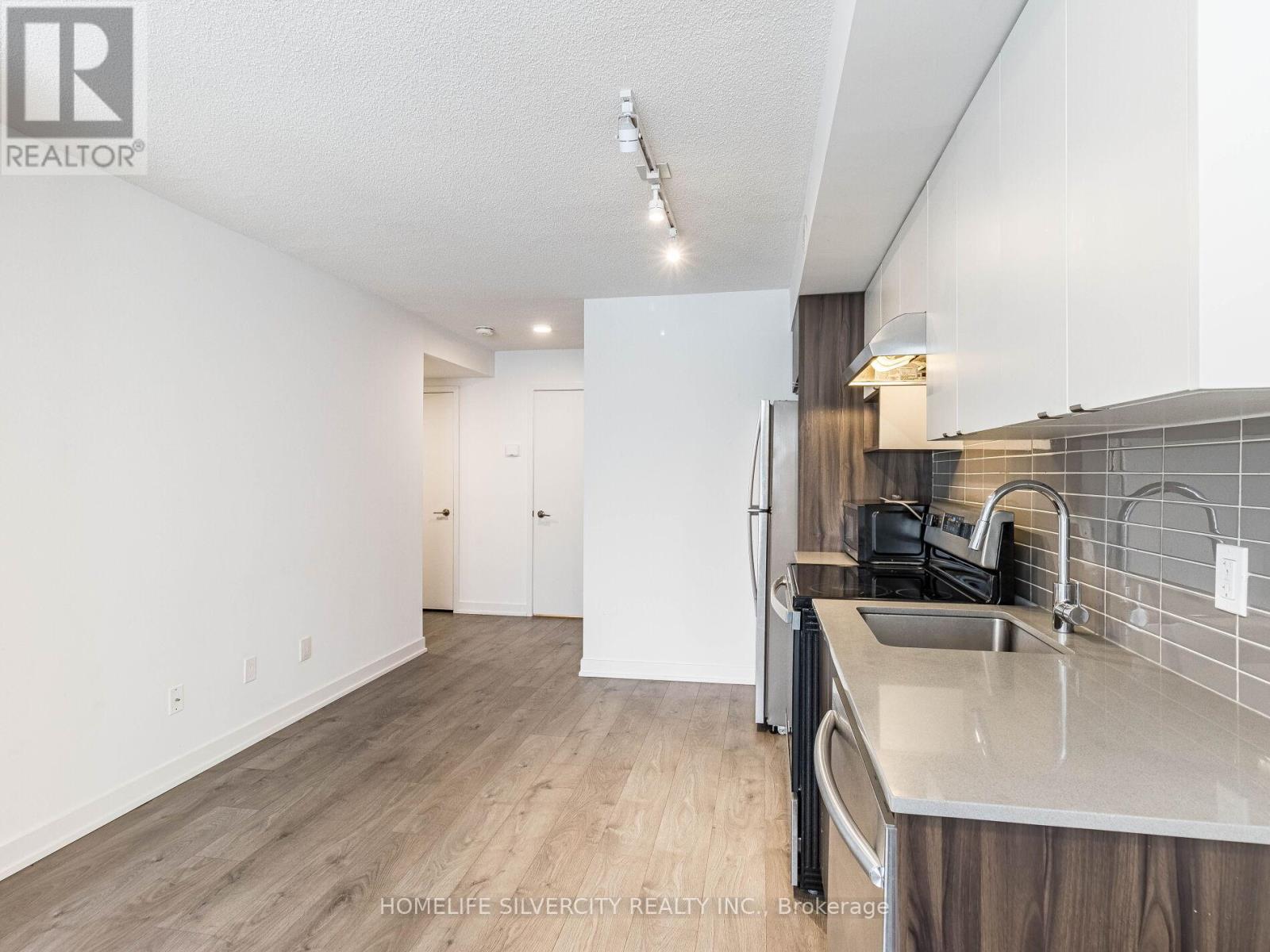 Photo 45 of 403 1141 Cooke Boulevard, Burlington ON